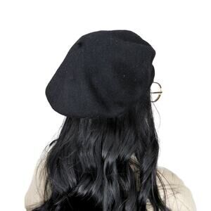 1990s Vintage Black Beret Hat
